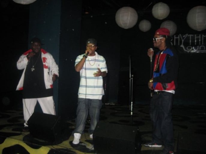 Gallery photo 3 of T-Oz