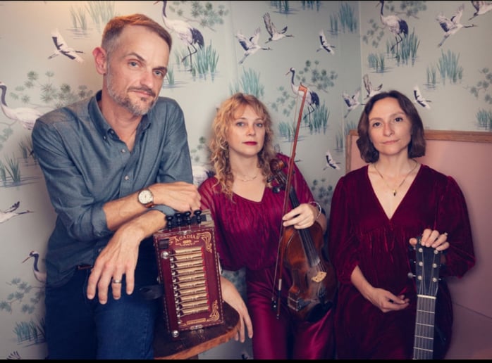 Gallery photo 9 of T' Monde Cajun Band