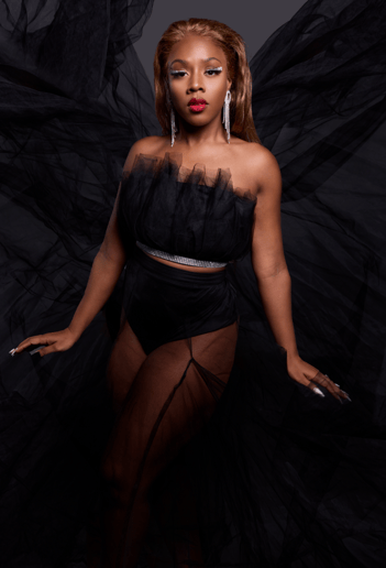Gallery photo 4 of Taija New