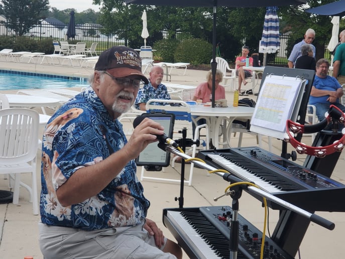 Gallery photo 14 of Tailwinds Band