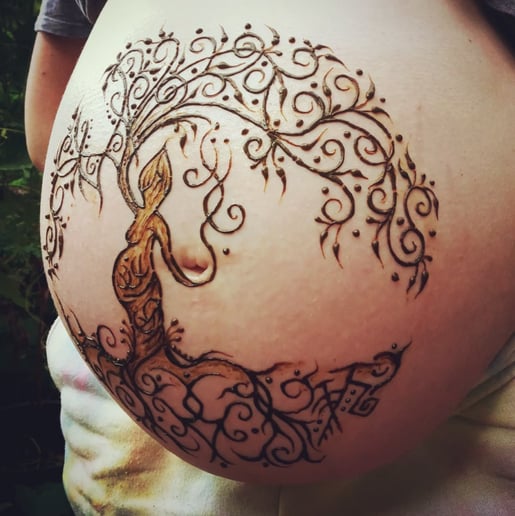Gallery photo 7 of Talia Moon Henna