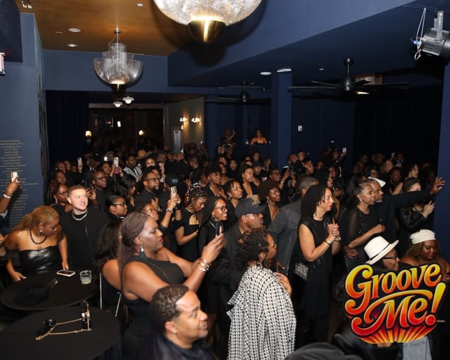 Gallery photo 3 of Showtime The DJ