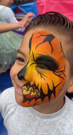 Gallery photo 15 of TaMmY L.A face painting