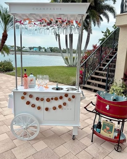 Gallery photo 1 of Tampa Bay Bubble Bar