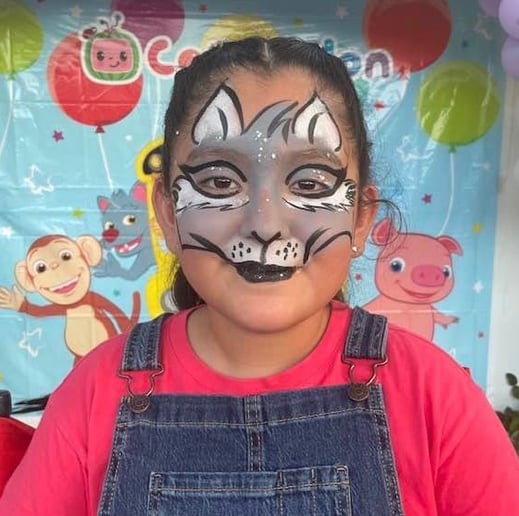 Gallery photo 4 of Tango balloons & Facepaint Entertaiment