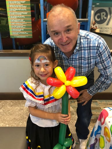 Gallery photo 5 of Tango balloons & Facepaint Entertaiment