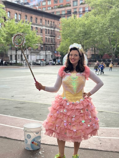 Gallery photo 5 of Tara Bubble Queen