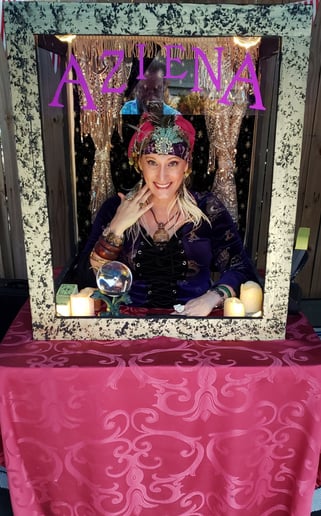 Gallery photo 1 of Tarot by Madame Aziena