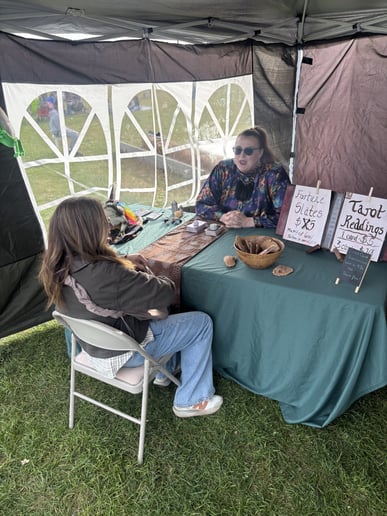 Gallery photo 3 of Tarot by Melissa Leigh