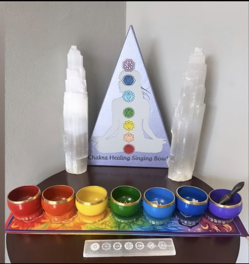 Gallery photo 2 of Tarot by toria