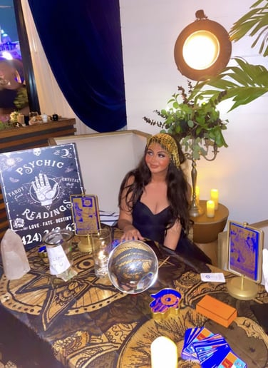 Gallery photo 1 of Tarot Card Palm and Energy Reading