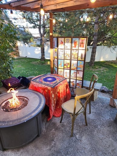 Gallery photo 24 of Tarot Oracle Queen