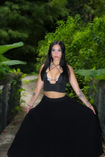 Gallery photo 5 of Tarot with Sophia