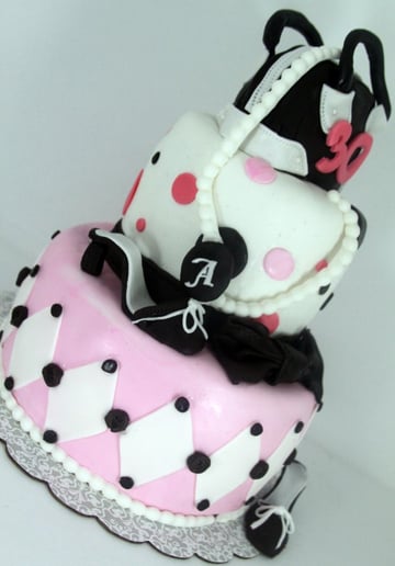 Gallery photo 2 of Tastefully Done Cakes