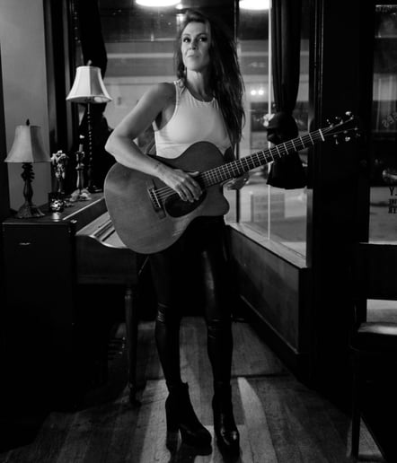 Gallery photo 6 of Tatiana Raines