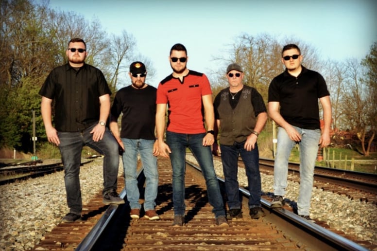 Gallery photo 2 of Tayler Lynch and the Insane Outlaws