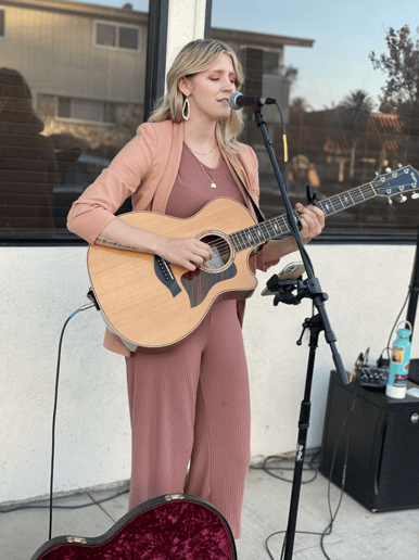 Gallery photo 5 of Taylor Crawford