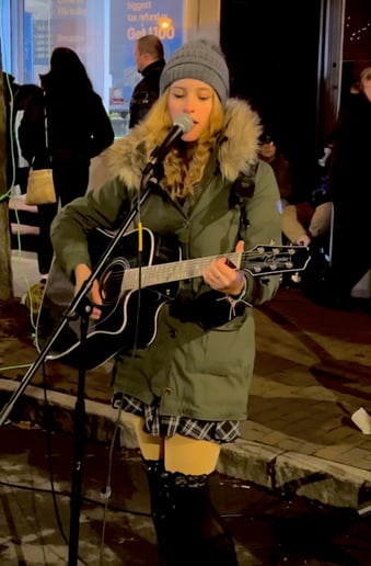 Gallery photo 1 of Taylor Hurd