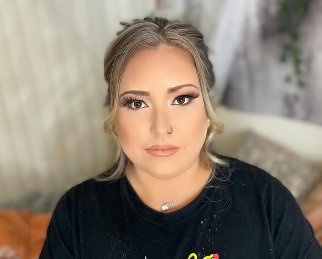 Gallery photo 4 of Taylor Made Makeup