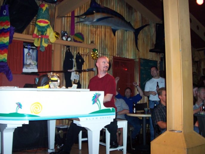 Gallery photo 1 of Ted Oliver Dueling Pianos