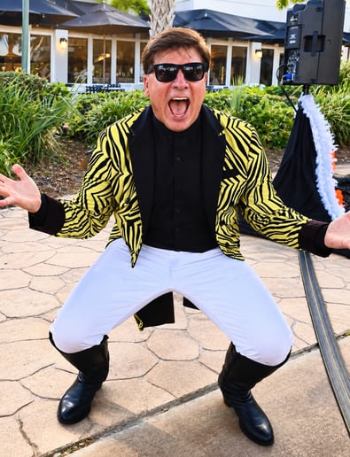 Gallery photo 38 of Ted Schwank - The Magical Showman