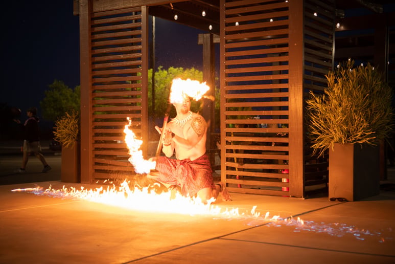 Gallery photo 1 of Makai Show