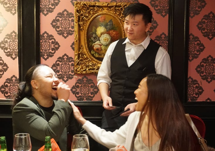 Gallery photo 17 of Robert Chan Magic