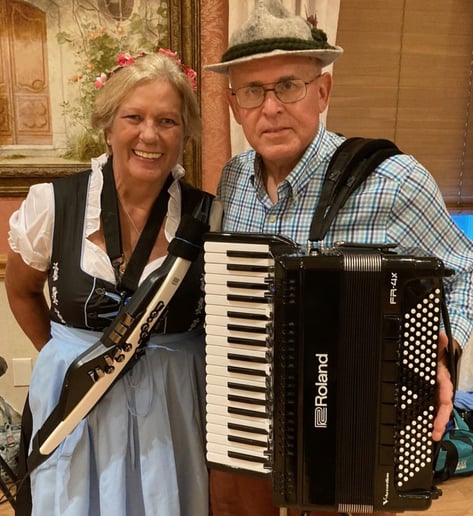 Gallery photo 6 of Village Party Band