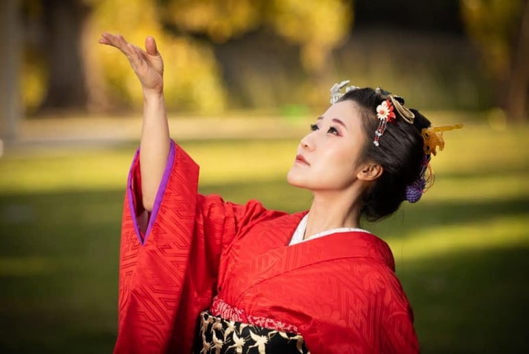 Gallery photo 6 of Tendou Japanese Dance Entertainment