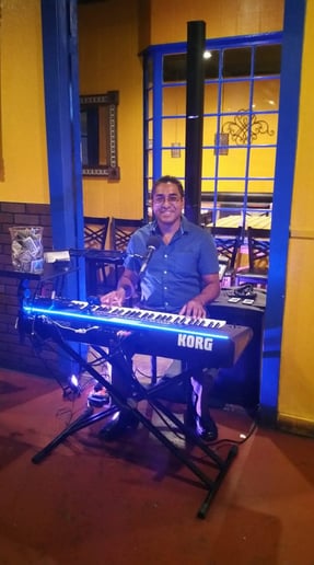 Gallery photo 4 of Grupo Alborada