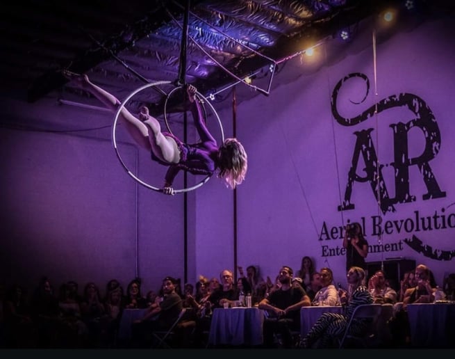 Gallery photo 4 of Teresa Cirque