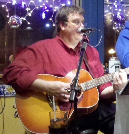 Gallery photo 4 of Terry O - Acoustic Musician