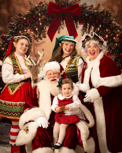 Gallery photo 13 of "Texarkana Santa"