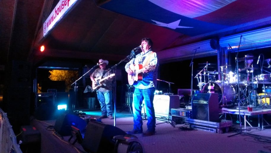 Gallery photo 5 of Vale Rodriguez & Texas Rhythm Aces