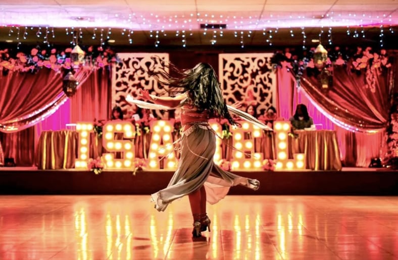 Gallery photo 10 of Emily BellyDance