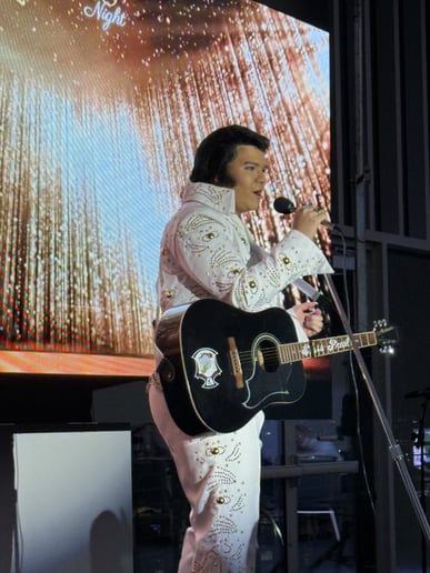 Gallery photo 7 of The King Lives On- A Tribute To Elvis