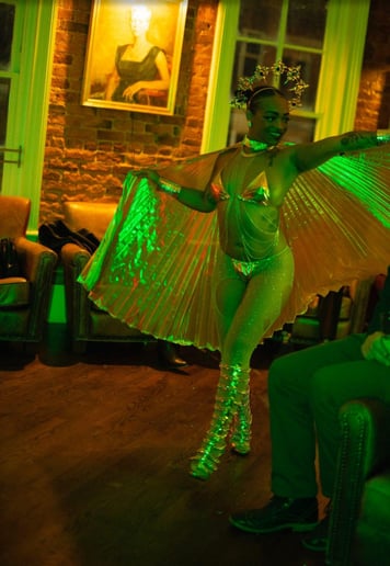 Gallery photo 1 of Lucy Risqué