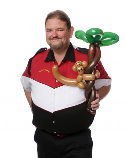 Gallery photo 5 of The Amazing Magi, Family Magician