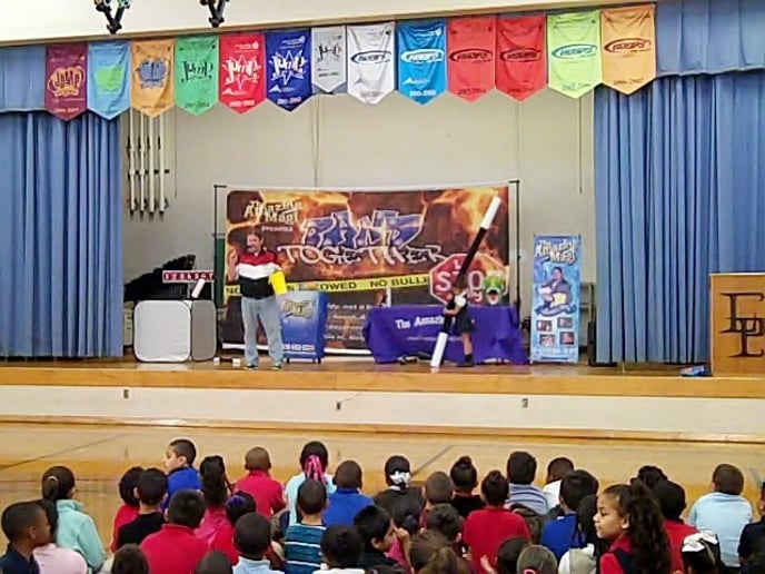 Gallery photo 9 of The Amazing Magi, Family Magician