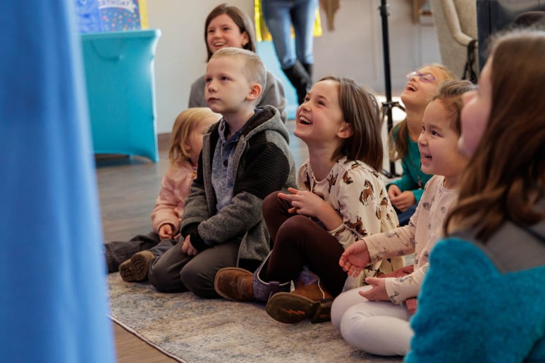Gallery photo 7 of The Amazing Magic Show