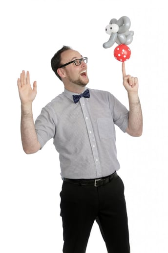 Gallery photo 9 of The Amazing Magic Show