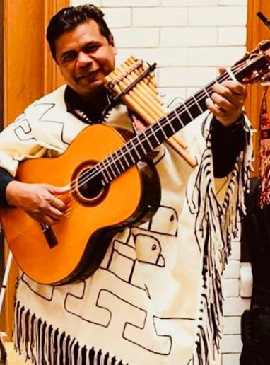 Gallery photo 2 of Tito Amaya Andes Music