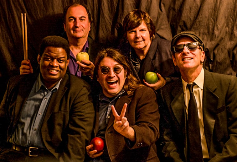 Gallery photo 5 of The Apple Bonkers