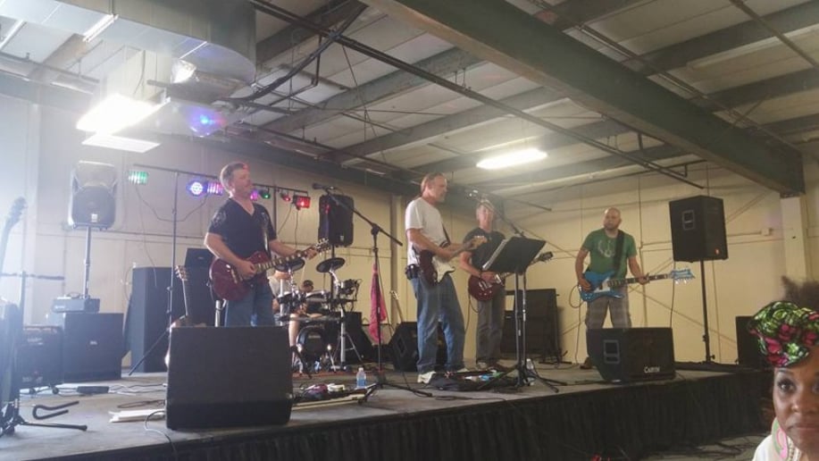 Gallery photo 1 of The Arkangels Band