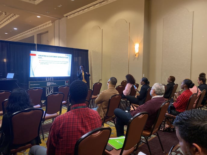 Gallery photo 5 of Highly Impactful Professional Speaker