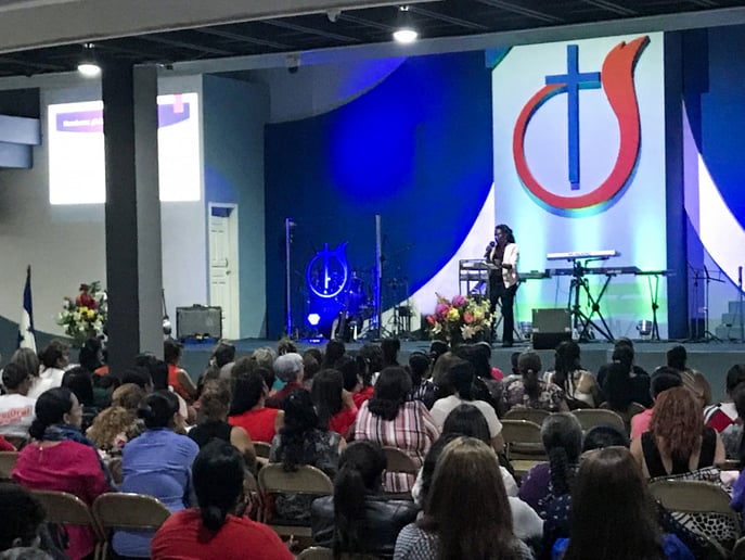 Gallery photo 6 of Highly Impactful Professional Speaker