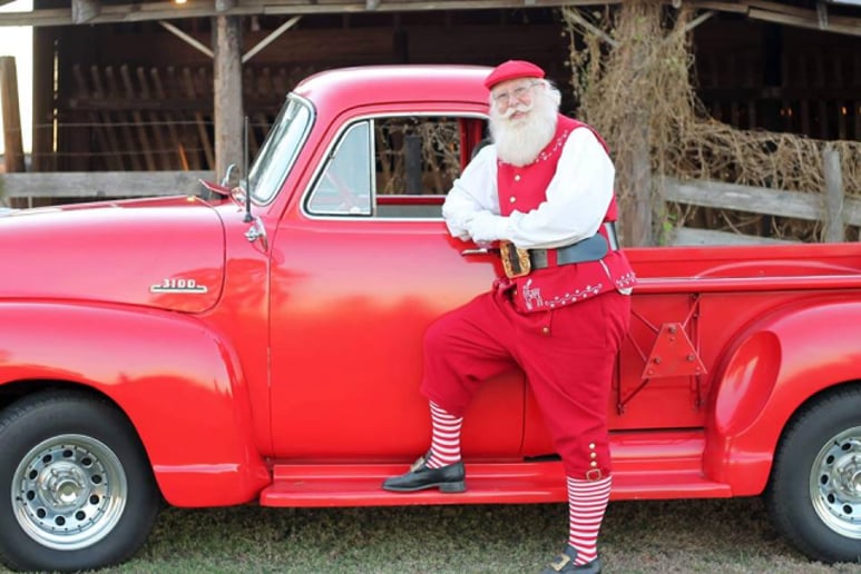 Gallery photo 6 of The Atlanta Santa