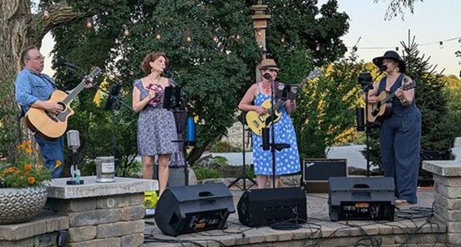 Gallery photo 6 of Mad Honey