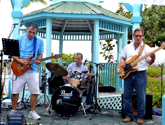 Gallery photo 8 of The Big Coque Band