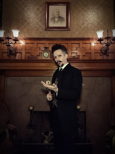 Gallery photo 2 of Christopher the Collector